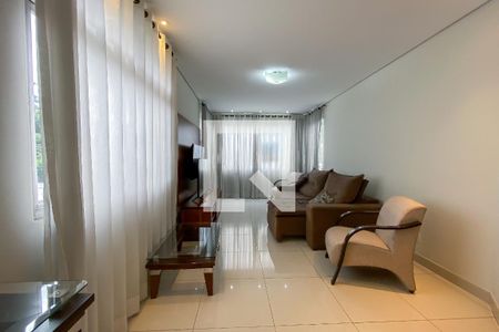 Apartamento à venda com 211m², 4 quartos e 3 vagasSala