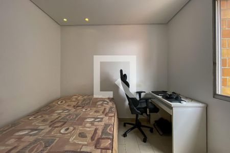 Apartamento à venda com 211m², 4 quartos e 3 vagasQuarto 2