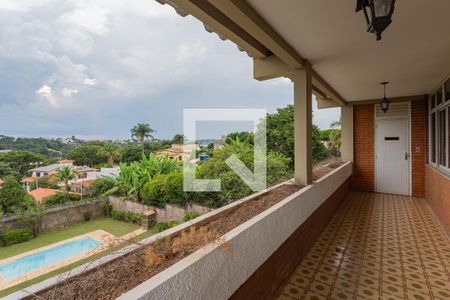 Casa à venda com 477m², 4 quartos e 4 vagasVaranda