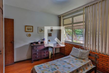 Casa à venda com 477m², 4 quartos e 4 vagasQuarto 4