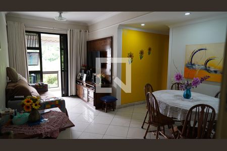 Sala 1 de apartamento para alugar com 3 quartos, 76m² em Freguesia (jacarepaguá), Rio de Janeiro