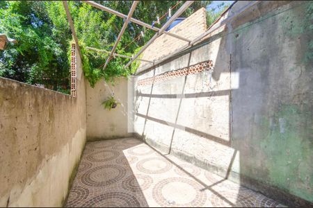 Casa à venda com 200m², 3 quartos e 3 vagas Casa à venda com 200m², 3 quartos e 3 vagasÁrea de Serviço