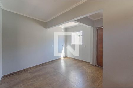 Sala  de casa à venda com 3 quartos, 200m² em Campo Novo, Porto Alegre