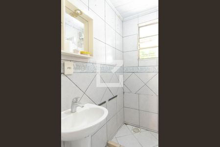 Casa à venda com 200m², 3 quartos e 3 vagas Casa à venda com 200m², 3 quartos e 3 vagasBanheiro 1