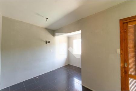 Quarto 1 de casa para alugar com 3 quartos, 200m² em Campo Novo, Porto Alegre