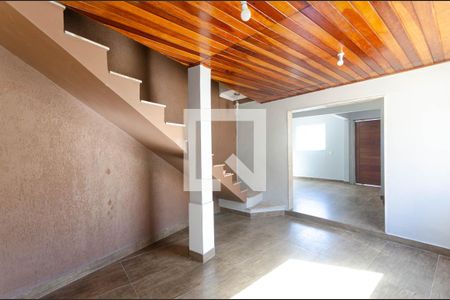 Sala 2 de casa à venda com 3 quartos, 200m² em Campo Novo, Porto Alegre