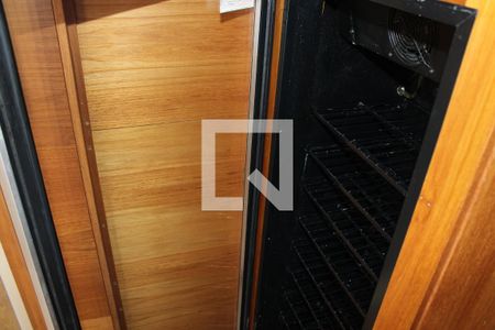 Apartamento à venda com 360m², 4 quartos e 4 vagasÁrea comum  - Adega