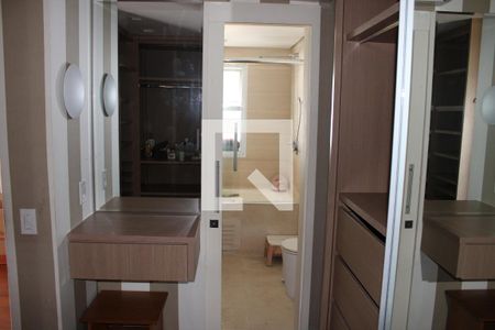 Apartamento à venda com 360m², 4 quartos e 4 vagasQuarto 4 - Banheiro