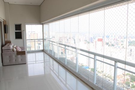 Apartamento à venda com 360m², 4 quartos e 4 vagasQuarto 4 - Varanda