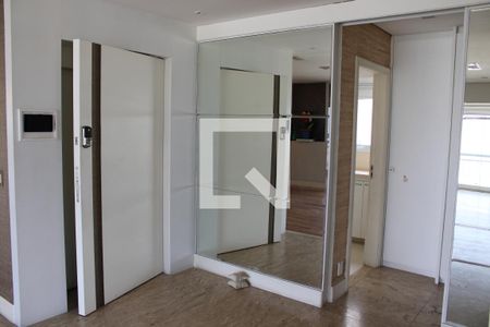 Apartamento à venda com 360m², 4 quartos e 4 vagasCorredor 
