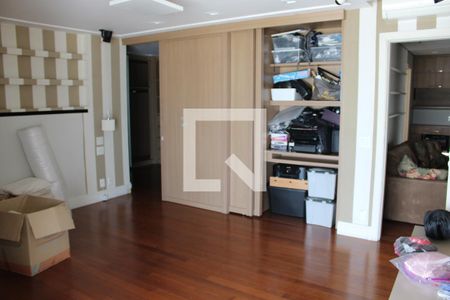 Apartamento à venda com 360m², 4 quartos e 4 vagasQuarto 4