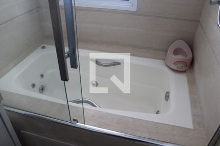 Apartamento à venda com 360m², 4 quartos e 4 vagasQuarto 4 - Banheiro