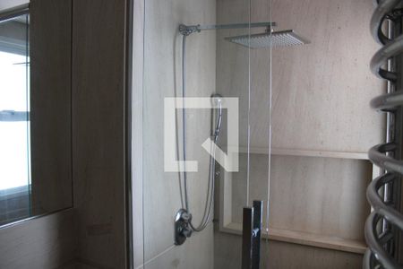 Apartamento à venda com 360m², 4 quartos e 4 vagasQuarto 4 - Banheiro 2