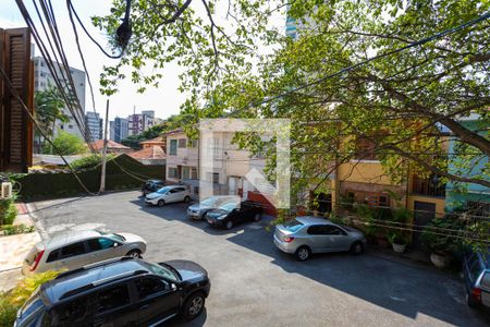 Casa à venda com 319m², 4 quartos e 6 vagasVista Edícula