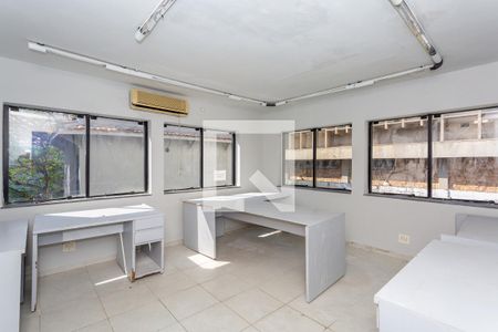 Casa à venda com 319m², 4 quartos e 6 vagasQuarto 4