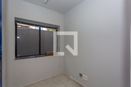 Casa à venda com 319m², 4 quartos e 6 vagasSala 2