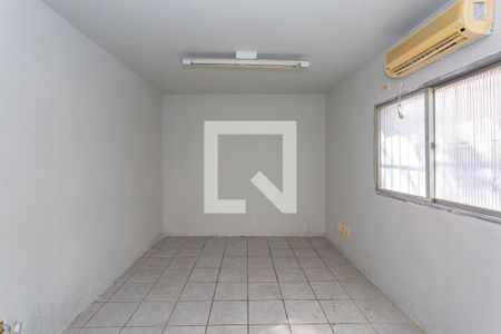 Casa à venda com 319m², 4 quartos e 6 vagasSala da Edícula