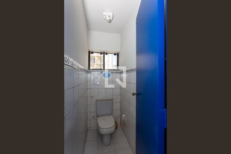 Casa à venda com 319m², 4 quartos e 6 vagasBanheiro