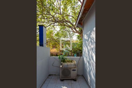 Casa à venda com 319m², 4 quartos e 6 vagasEdícula