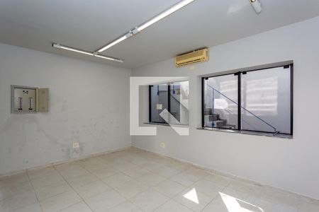 Casa à venda com 319m², 4 quartos e 6 vagasQuarto 1