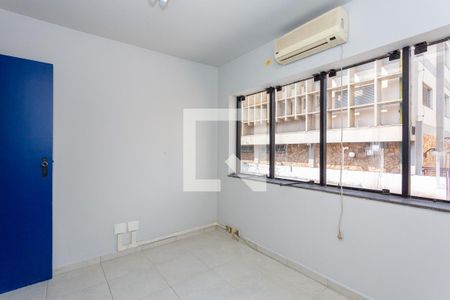 Casa à venda com 319m², 4 quartos e 6 vagasQuarto 3