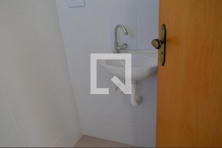 Banheiro da Suite de apartamento à venda com 3 quartos, 160m² em Europa, Contagem