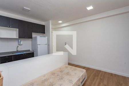 Sala de apartamento para alugar com 2 quartos, 45m² em Piraporinha, Diadema