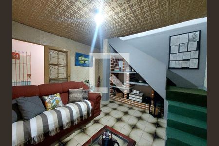 Casa à venda com 3 quartos, 186m² em Parque Maraba, Taboão da Serra