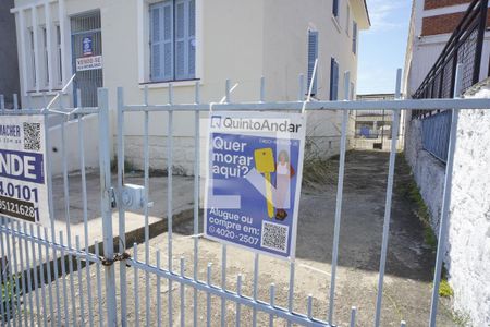 Casa para alugar com 500m², 6 quartos e 8 vagasFachada