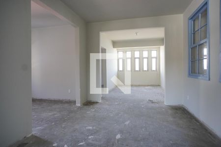 Casa para alugar com 500m², 6 quartos e 8 vagasSala
