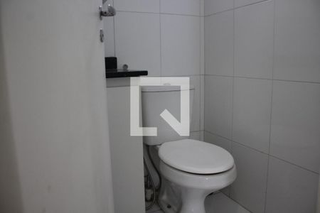 Apartamento à venda com 54m², 2 quartos e 1 vaga Apartamento à venda com 54m², 2 quartos e 1 vagaBanheiro