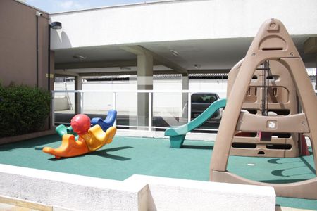 Apartamento à venda com 54m², 2 quartos e 1 vaga Apartamento à venda com 54m², 2 quartos e 1 vagaÁrea comum - Playground