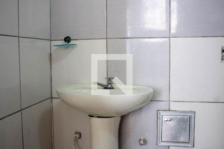 Banheiro de casa para alugar com 1 quarto, 38m² em Socorro, São Paulo