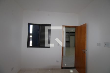 Quarto 1 de apartamento para alugar com 2 quartos, 40m² em Vila Elze, São Paulo
