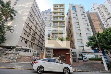 Apartamento à venda com 40m², 1 quarto e sem vaga Apartamento à venda com 40m², 1 quarto e sem vagaFachada