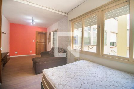 Quarto de kitnet/studio à venda com 1 quarto, 35m² em Vila Ipiranga, Porto Alegre