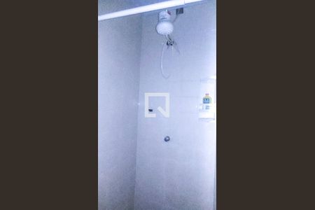 Banheiro de kitnet/studio para alugar com 1 quarto, 33m² em Cln 412, Brasília