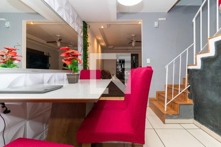 Casa à venda com 163m², 3 quartos e 1 vaga Casa à venda com 163m², 3 quartos e 1 vagaSala de Jantar