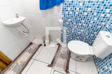 Casa à venda com 163m², 3 quartos e 1 vaga Casa à venda com 163m², 3 quartos e 1 vagaBanheiro 2