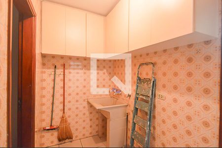 Casa à venda com 182m², 4 quartos e 2 vagasÁrea de Serviço