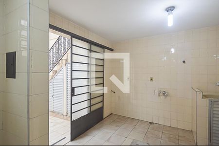Casa à venda com 182m², 4 quartos e 2 vagasChurrasqueira