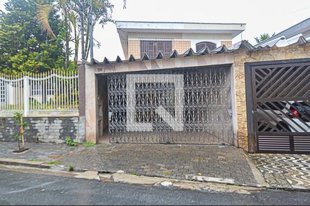 Casa à venda com 182m², 4 quartos e 2 vagasFachada