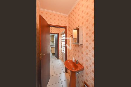 Casa à venda com 182m², 4 quartos e 2 vagasBanheiro de serviço