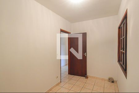 Casa à venda com 182m², 4 quartos e 2 vagasQuarto 1