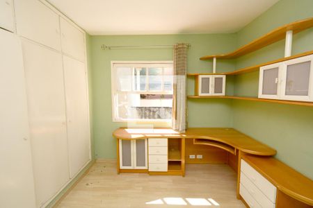 Casa à venda com 195m², 3 quartos e 4 vagasQuarto 3