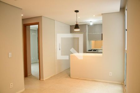 Sala de apartamento para alugar com 2 quartos, 39m² em Jardim Caiapia, Cotia