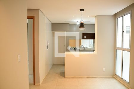 Sala de apartamento para alugar com 2 quartos, 39m² em Jardim Caiapia, Cotia