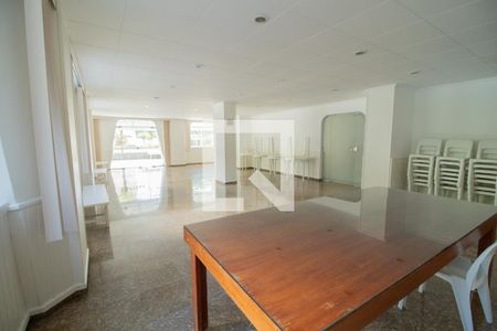 Apartamento à venda com 98m², 3 quartos e 1 vagaÁrea comum - Salão de festas
