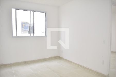 Sala de apartamento para alugar com 2 quartos, 60m² em Guaratiba, Rio de Janeiro