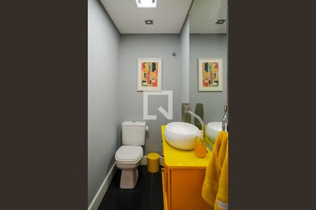 Apartamento à venda com 94m², 2 quartos e 2 vagasLavabo